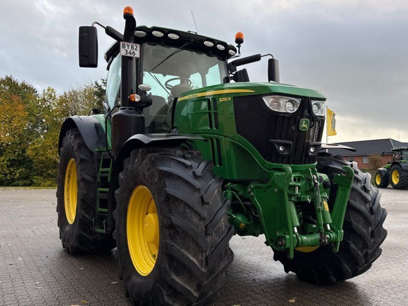 John Deere 6250R