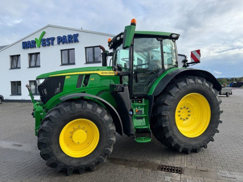 John Deere 6R 215