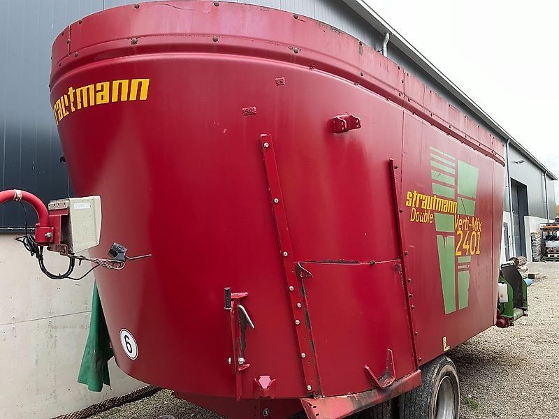 Strautmann Verti Mix Double 2401 sofort einsatzbereit mit drei Austrägen