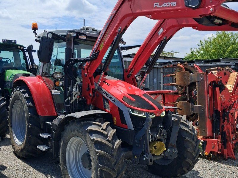 Massey Ferguson 5S.135 Dyna 6