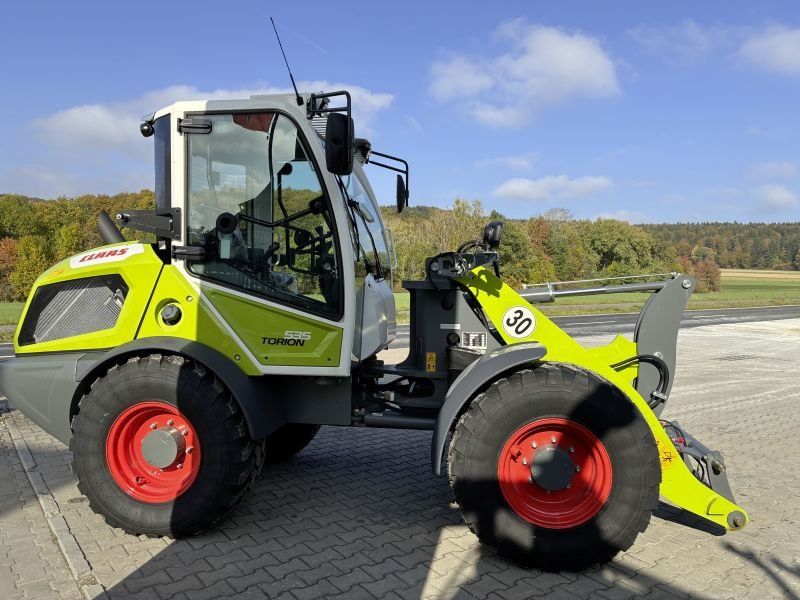 Claas TORION 535