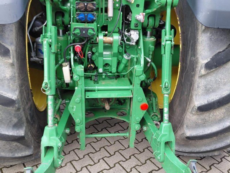 John Deere 8R 310