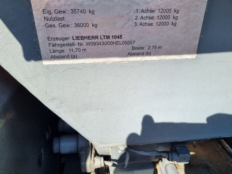 LIEBHERR LTM 1045