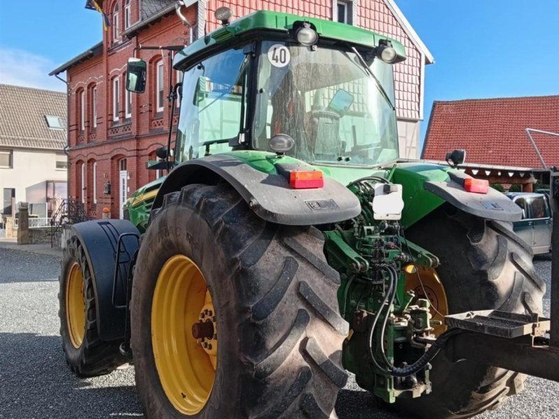 John Deere 7920