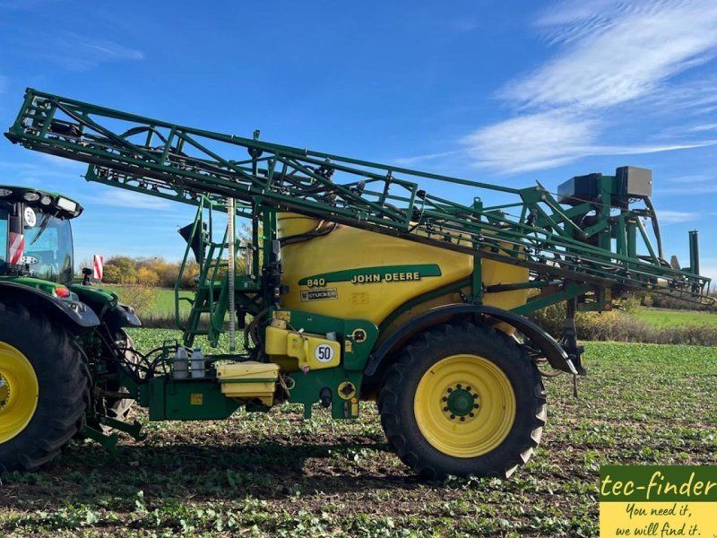 John Deere 840