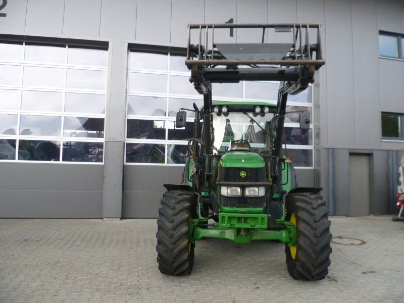 John Deere 6320