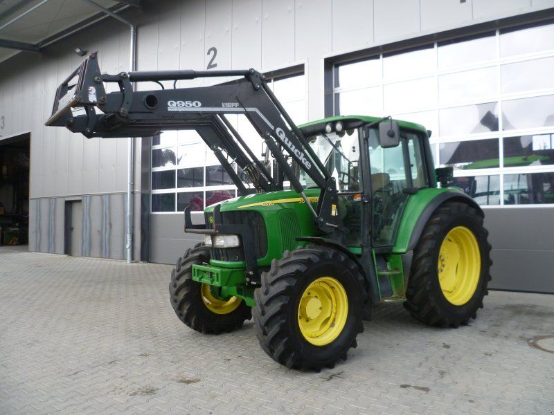 John Deere 6320