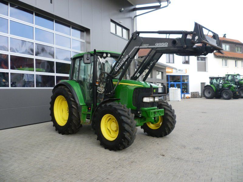 John Deere 6320