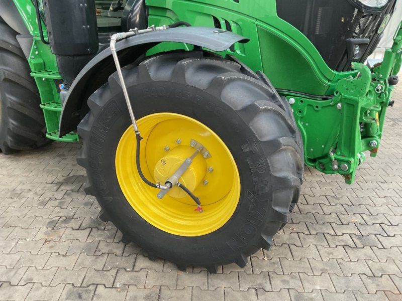 John Deere 6155R