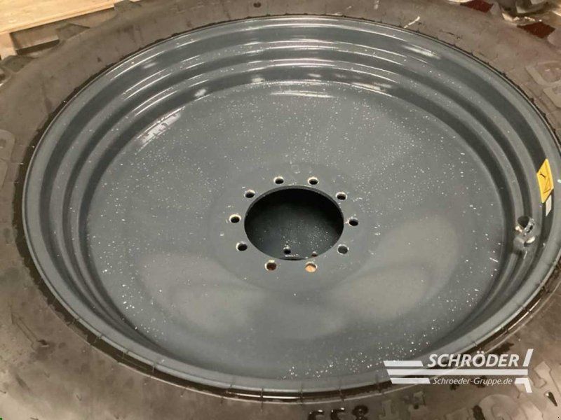 BKT 2X 420/80 R46