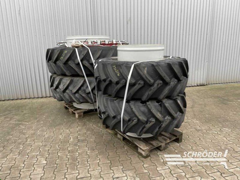 Ceat 480/70 R28 + 520/85 R38