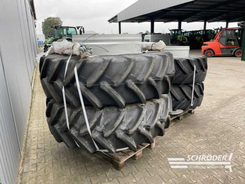 Ceat 480/70 R28 + 520/85 R38