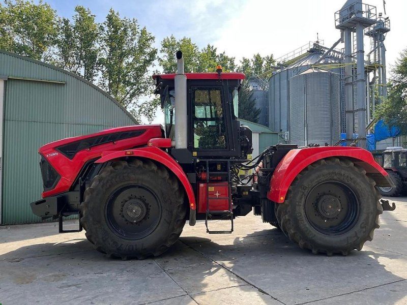 Kirovets K-742M