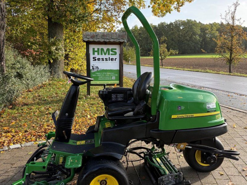 John Deere 2500 B