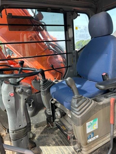 Hitachi ZX 160 W