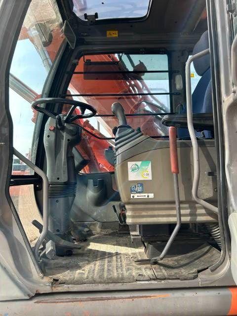 Hitachi ZX 160 W