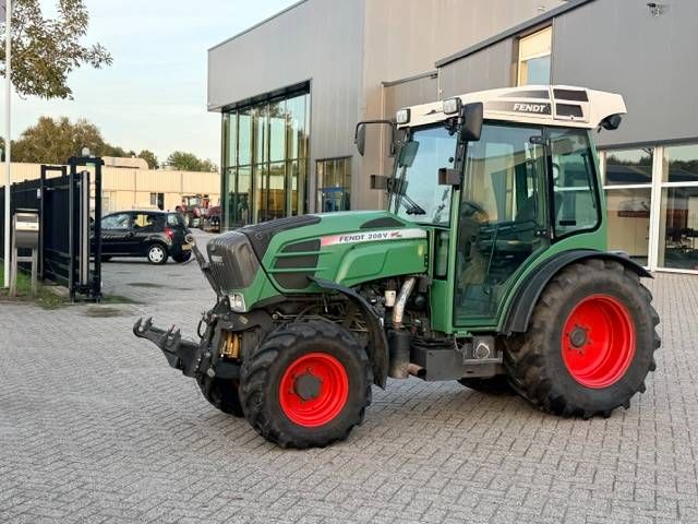 Fendt 208v, FH+PTO, Geveerde as, Vario