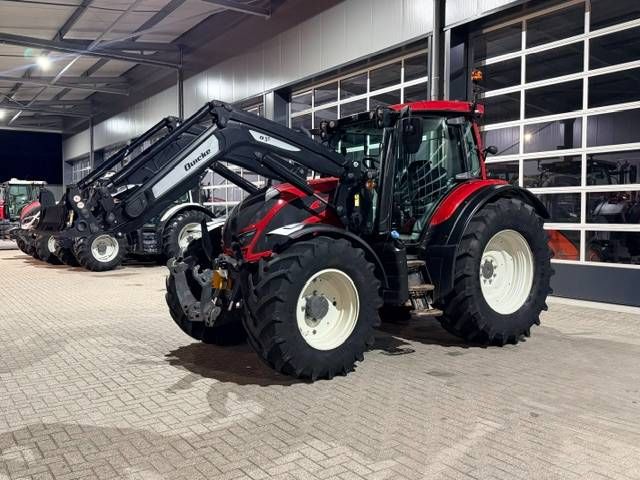 Valtra N134 Hitech, FH+PTO + Voorlader 3200 uur!