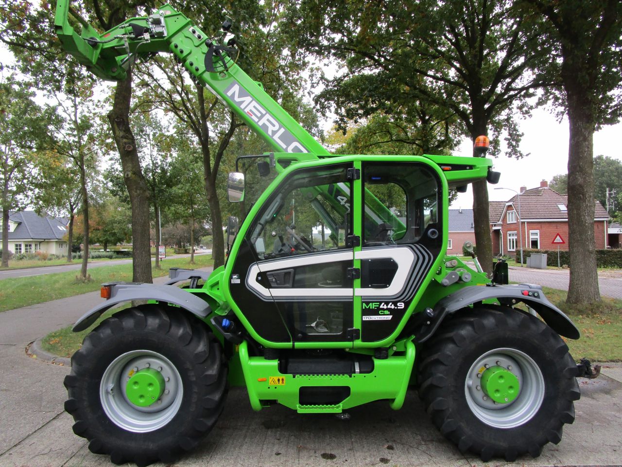 Merlo 44.9 tf multifarmer 580 uren !!!!!!!!!