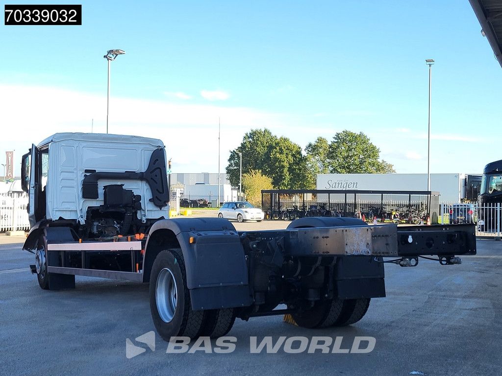 MAN TGM 18.320 4X2 18tonner Damaged truck chassis Automatic Euro 6