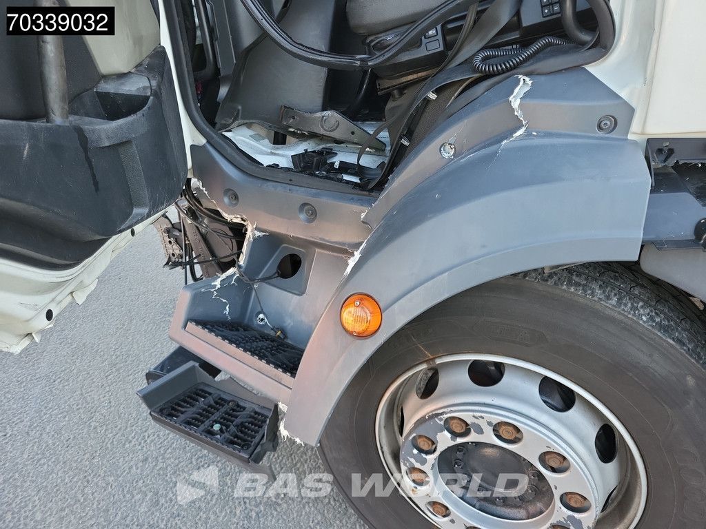 MAN TGM 18.320 4X2 18tonner Damaged truck chassis Automatic Euro 6