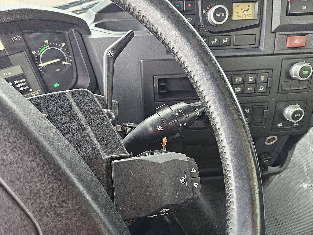 RENAULT C 380 6X4 HIAB 188ES4