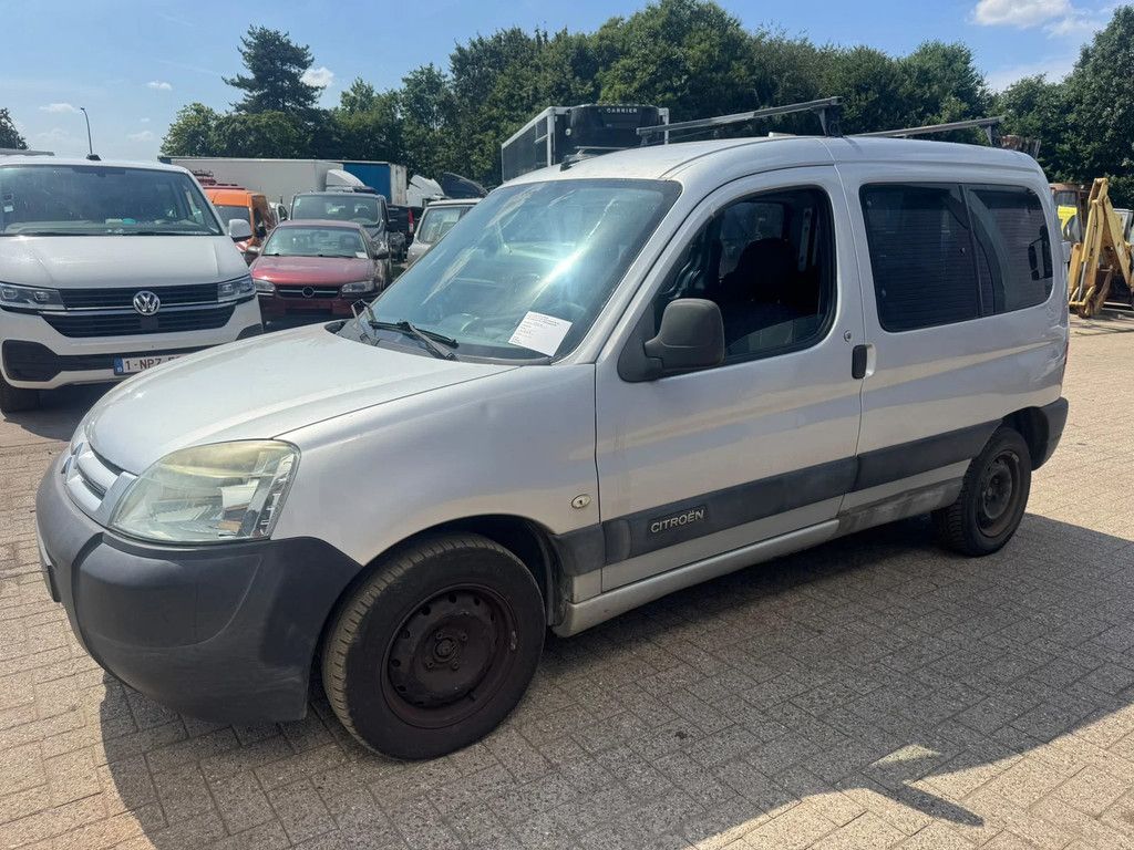 Citroën Berlingo ESSENCE-PETROL