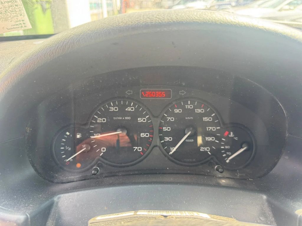 Citroën Berlingo ESSENCE-PETROL