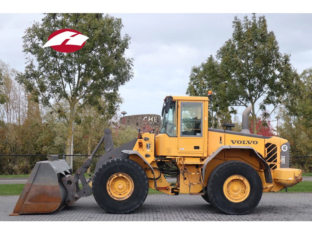 Volvo L110E QUICK COUPLER | BUCKET | 3RD FUNCTION | AIRCO