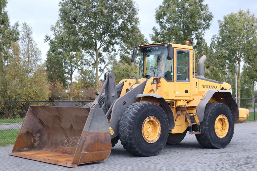 Volvo L110E QUICK COUPLER | BUCKET | 3RD FUNCTION | AIRCO