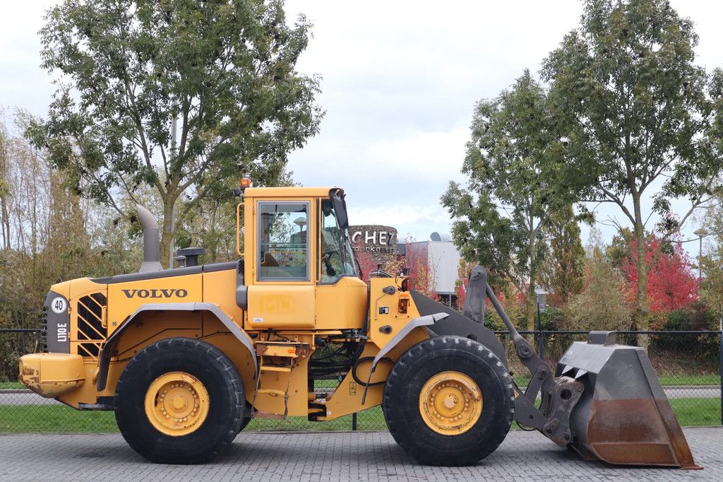Volvo L110E QUICK COUPLER | BUCKET | 3RD FUNCTION | AIRCO