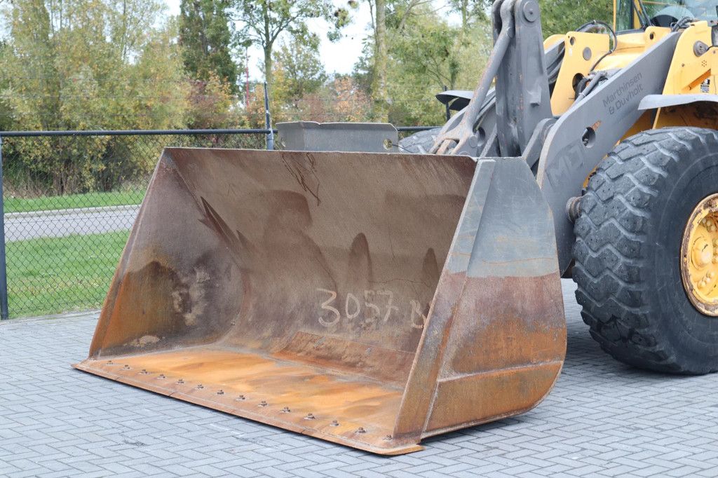 Volvo L110E QUICK COUPLER | BUCKET | 3RD FUNCTION | AIRCO