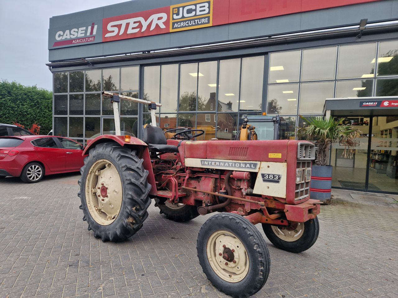 International 383