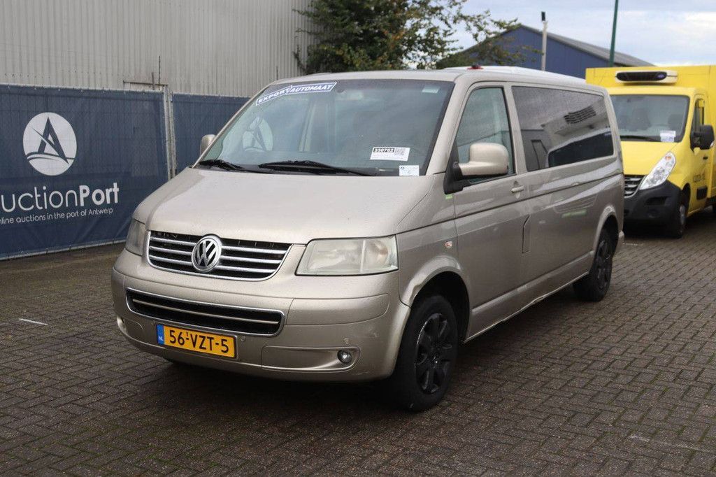 Volkswagen Transporter Diesel Van 174 PS 2009