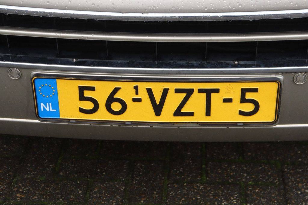 Volkswagen Transporter Diesel Van 174 PS 2009