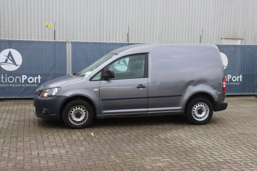 Volkswagen Caddy Basismodell, sparsamer Dieselmotor, 75 PS, Kastenwagen, Baujahr 2014