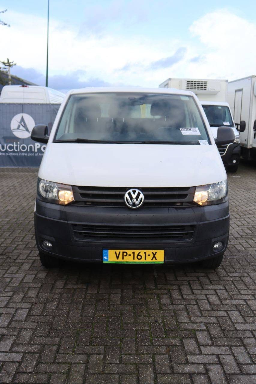 Volkswagen Transporter Diesel 140 PS Kastenwagen 2015