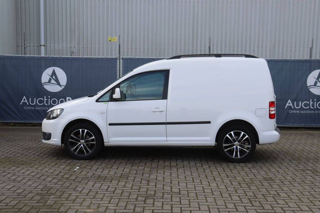 Volkswagen Caddy Diesel Van 102 PS 2013