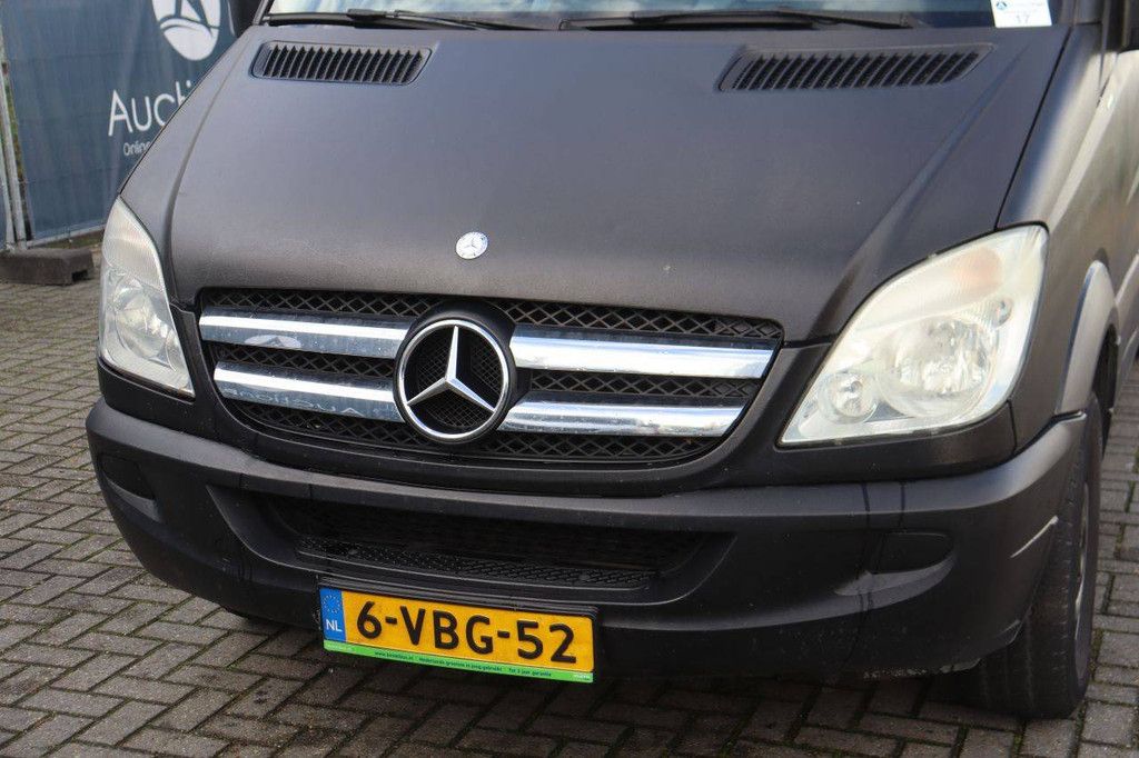 Van Mercedes-Benz Sprinter 318CDI Diesel 184hp 2009