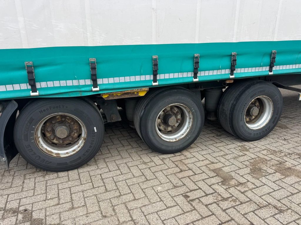 LAG CURTAINSIDE MEGA