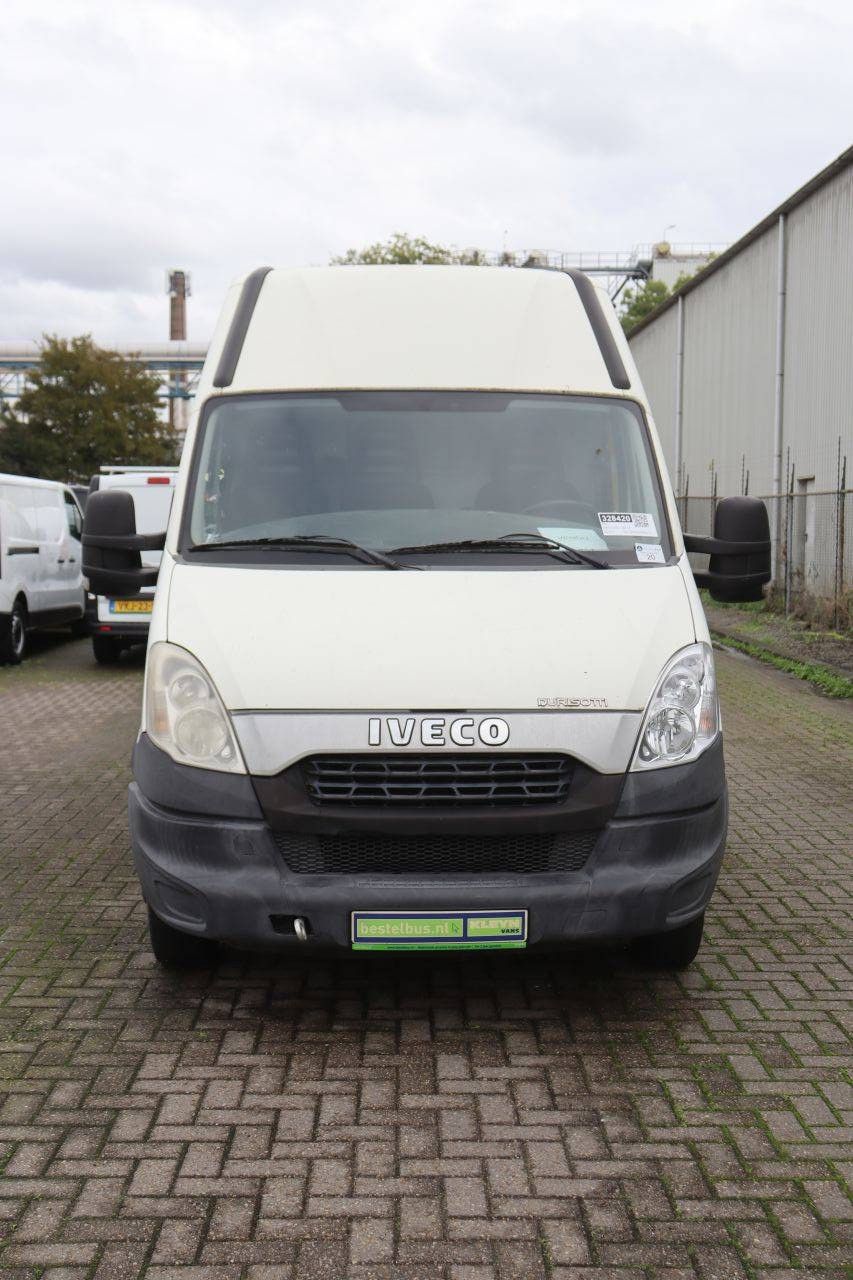 Iveco Daily 35C13 Diesel 125 PS Kastenwagen 2012