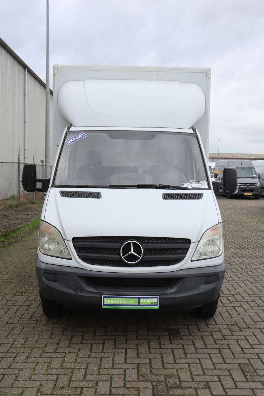 Box truck Mercedes-Benz Sprinter 516 CDI/3.5 Diesel 161hp 2010