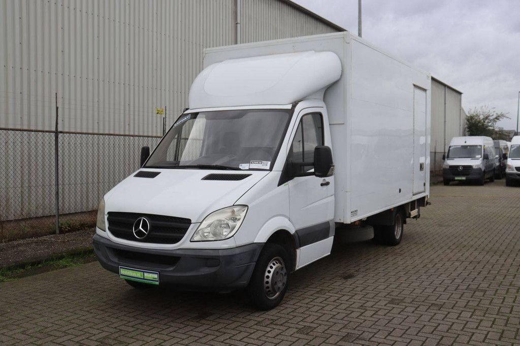 Box truck Mercedes-Benz Sprinter 516 CDI/3.5 Diesel 161hp 2010
