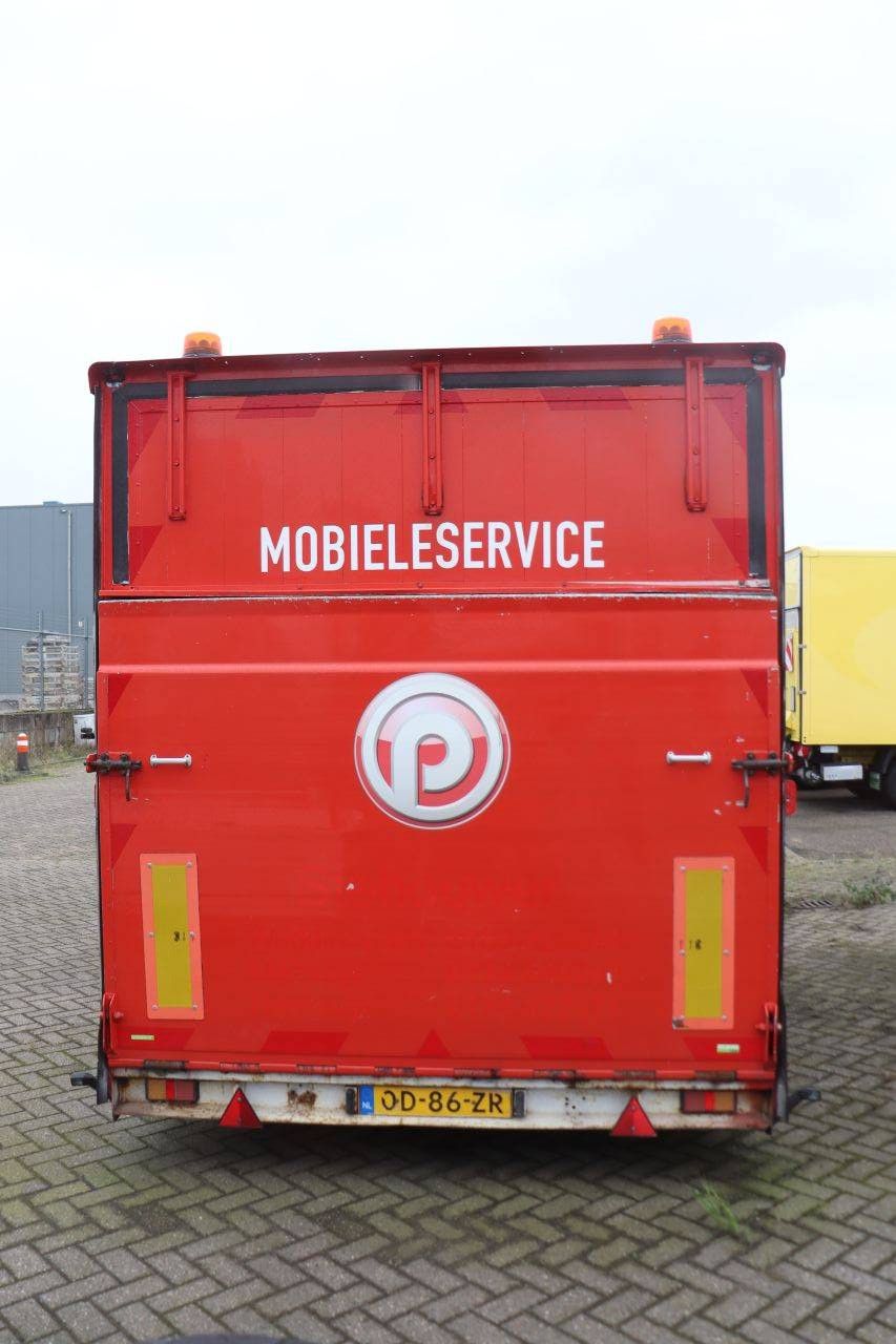 BE Kombination Nissan Atleon Diesel 150 PS 2008