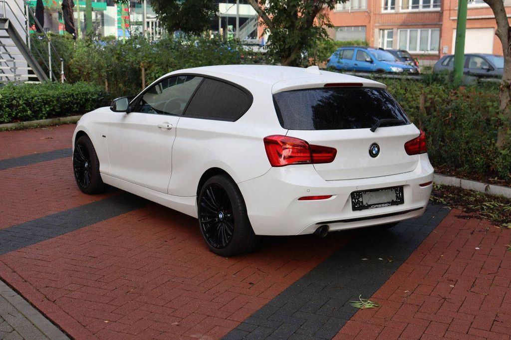 Passenger car BMW 116d Diesel 116hp 2017 (Margin)