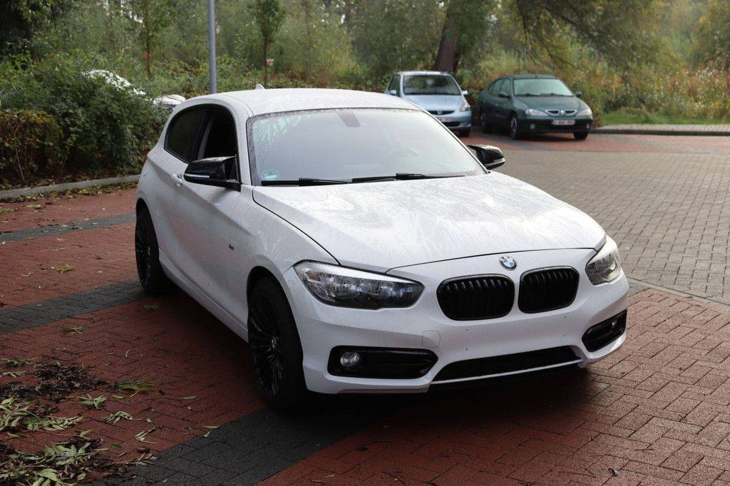 Passenger car BMW 116d Diesel 116hp 2017 (Margin)