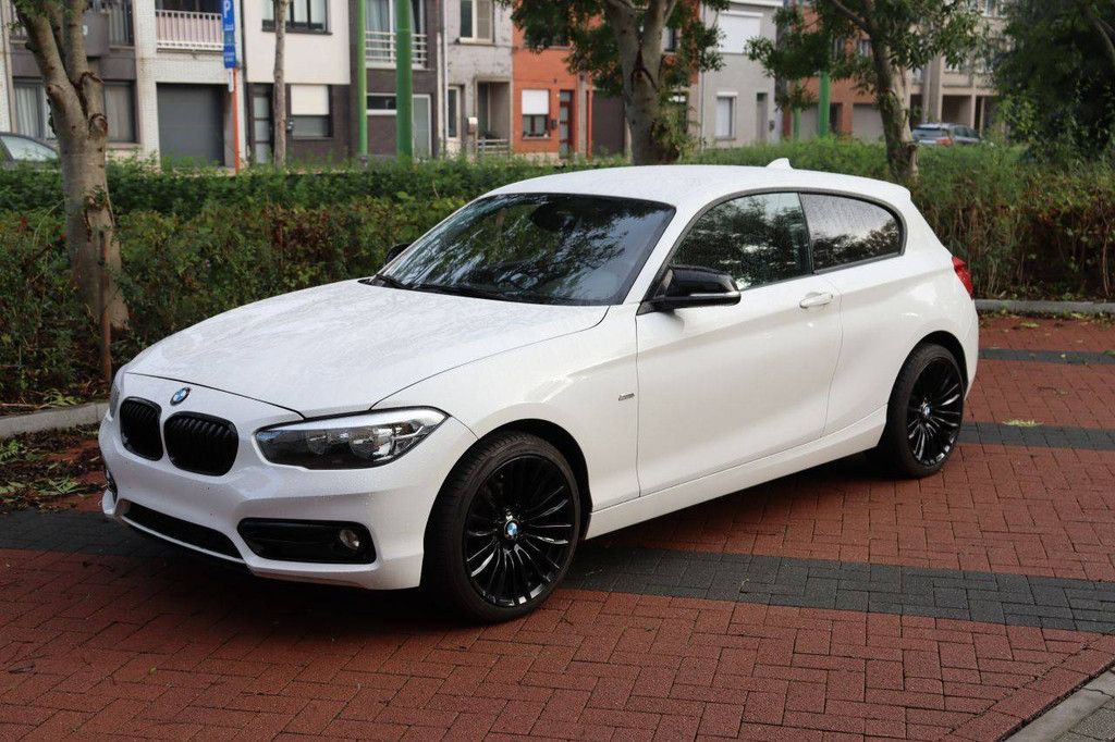 Passenger car BMW 116d Diesel 116hp 2017 (Margin)