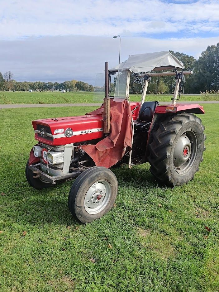 Massey Ferguson 135