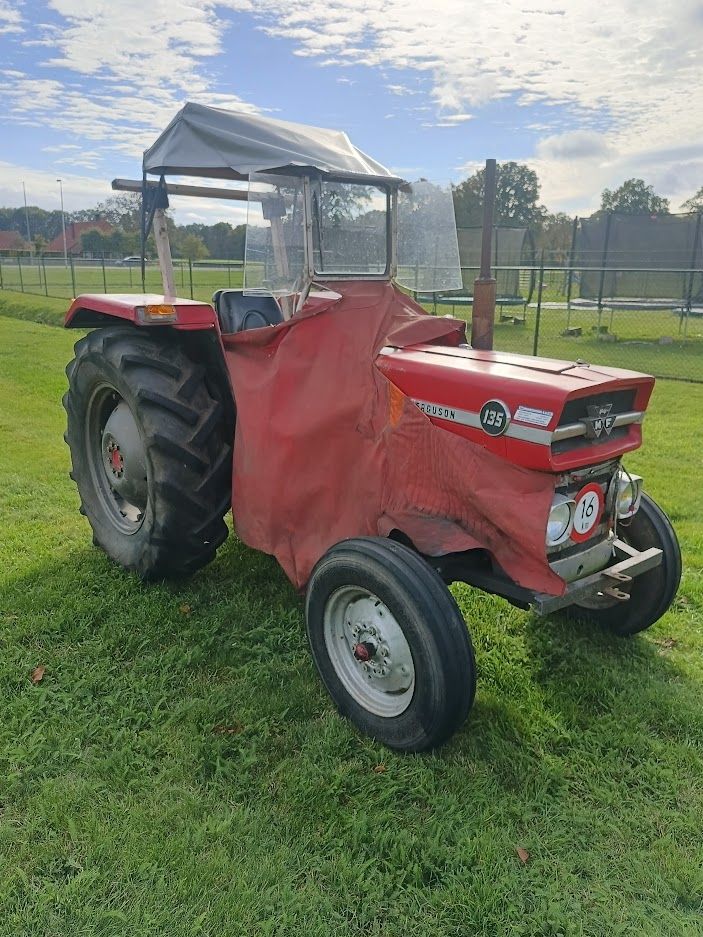 Massey Ferguson 135