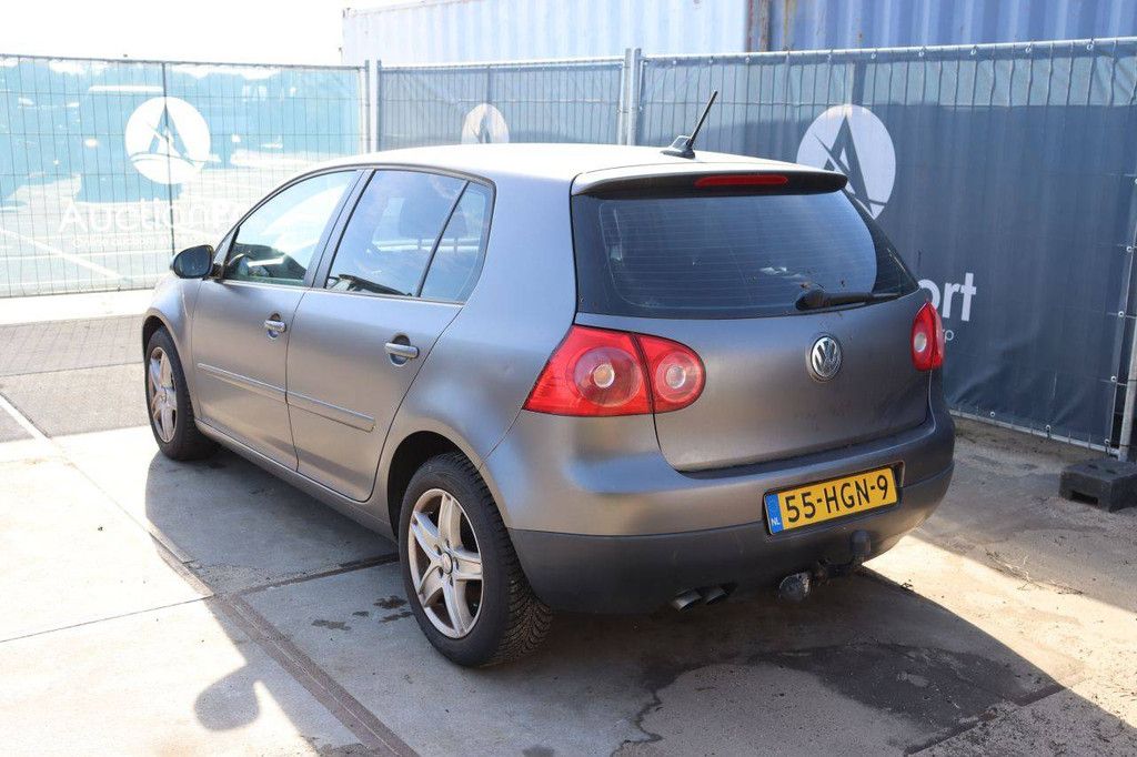 Passenger car Volkswagen Golf Diesel 140hp 2008